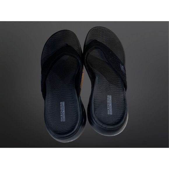 Skechers Women's Performance On The Go 600 Black Flip Flop Sandal Size 6 - Picture 3 of 12